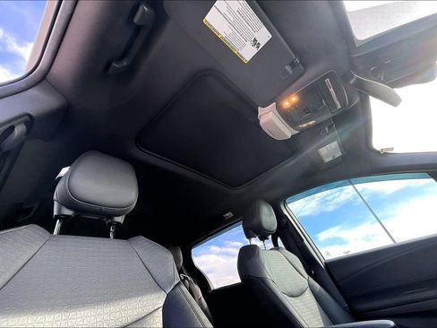 Used 2024 Toyota Sienna XLE Woodland Edition image 20