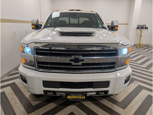 Used 2019 Chevrolet Silverado 2500 High Country w/ Duramax Plus Package AWD/4WD image 29