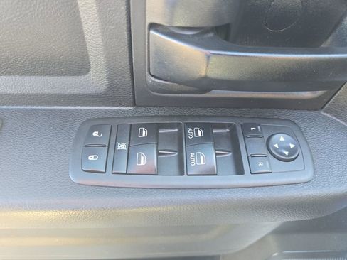 Used 2018 RAM 2500 Tradesman AWD/4WD image 19
