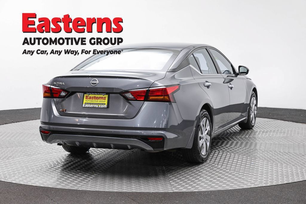 Used 2024 Nissan Altima 2.5 S FWD image 5