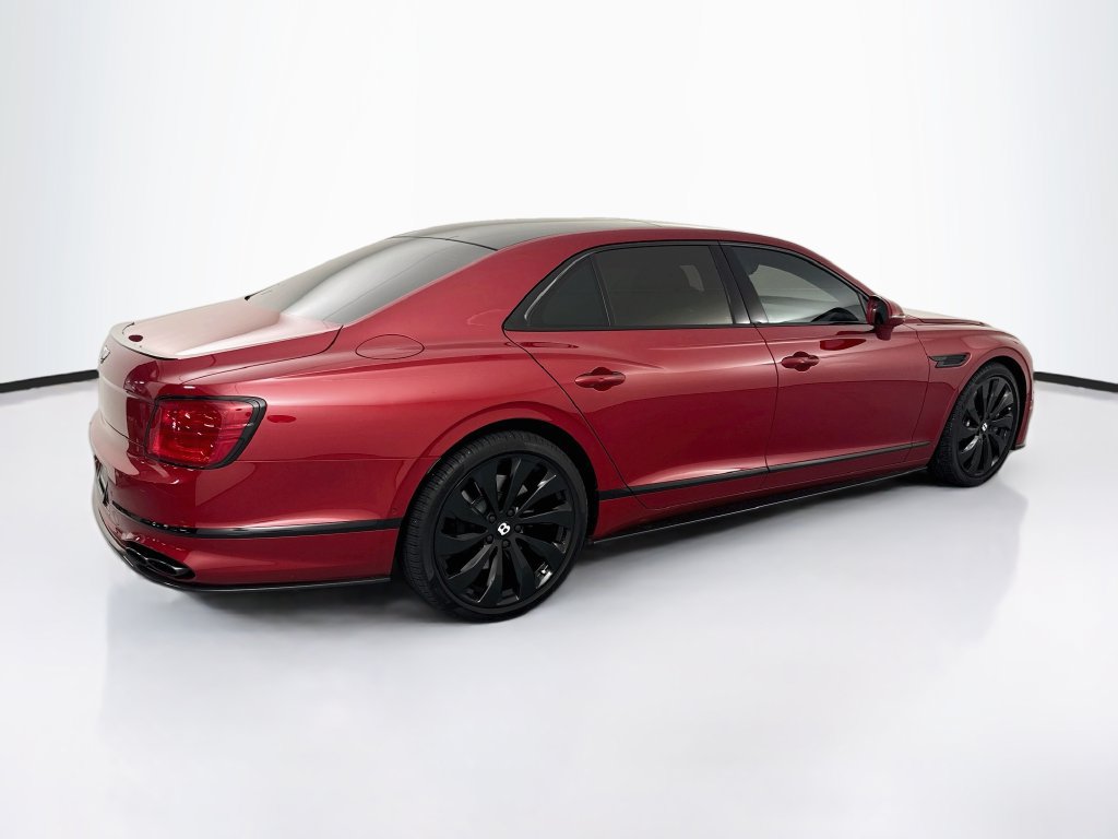 Used 2022 Bentley Flying Spur V8 AWD/4WD image 5