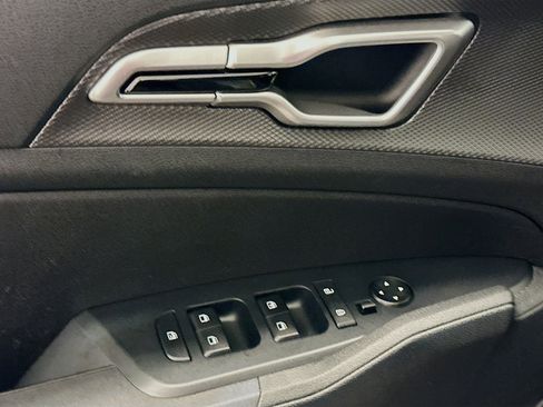 Used 2025 Kia Sportage LX image 15