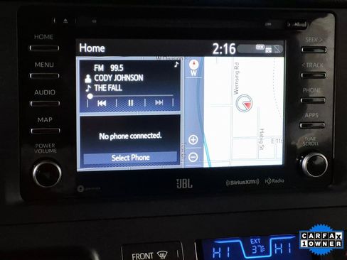 Used 2019 Toyota Sienna SE image 19