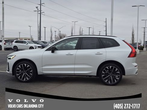 Used 2026 Volvo XC60 B5 Ultra w/ Protection Package Premier AWD/4WD image 3