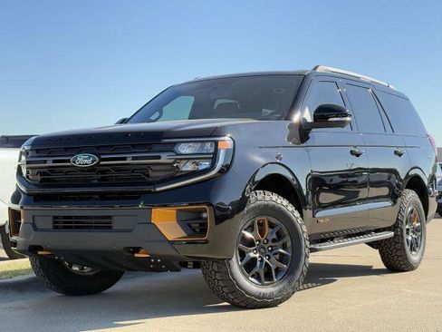 New 2026 Ford Expedition Tremor image 2