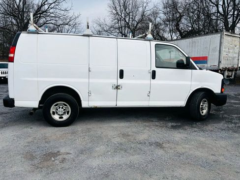 Used 2008 Chevrolet Express 2500 RWD image 4