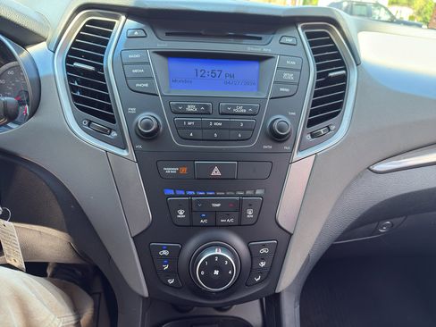 Used 2015 Hyundai Santa Fe Sport AWD/4WD image 31