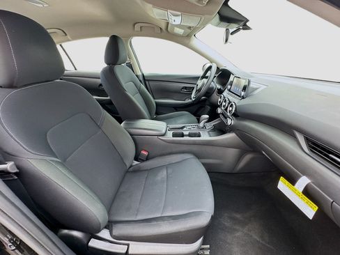 Used 2025 Nissan Sentra S FWD image 18