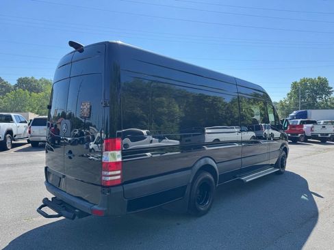 Used 2017 Mercedes-Benz Sprinter 3500 image 9