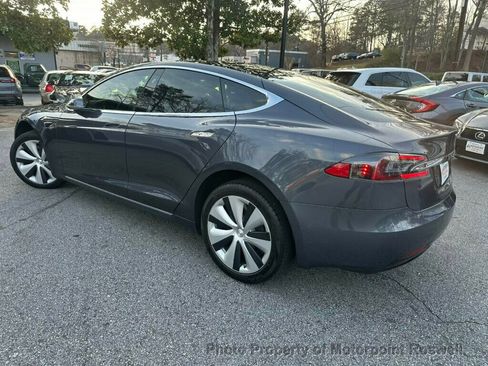 Used 2020 Tesla Model S Long Range Plus image 8