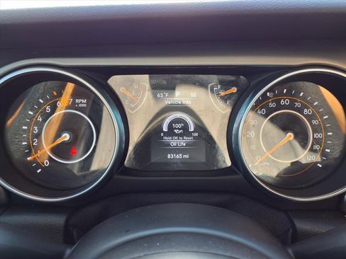 Used 2018 Jeep Wrangler Unlimited Sport image 13