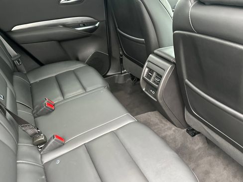 Used 2024 Cadillac XT4 Premium Luxury image 18