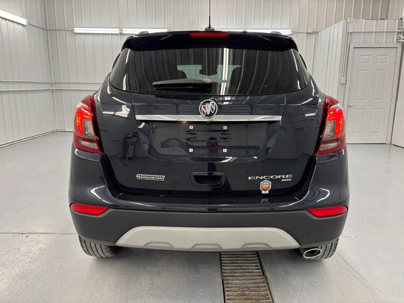 Used 2022 Buick Encore Preferred AWD/4WD image 5