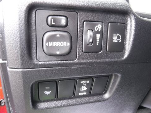 Used 2020 Toyota 4Runner SR5 image 14