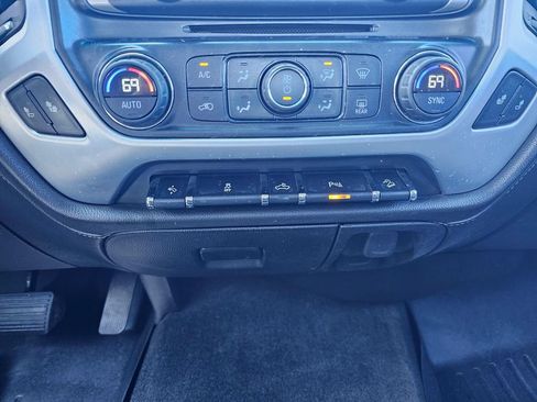 Used 2016 GMC Sierra 2500 SLE w/ SLE Preferred Package AWD/4WD image 28