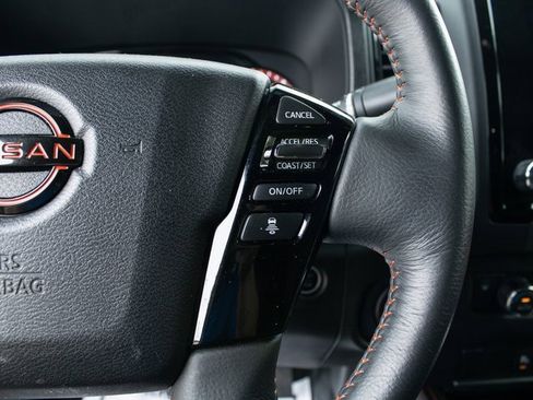 Used 2024 Nissan Frontier Pro-X w/ Technology Package image 12