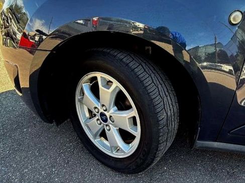 Used 2014 Ford Transit Connect Titanium image 19