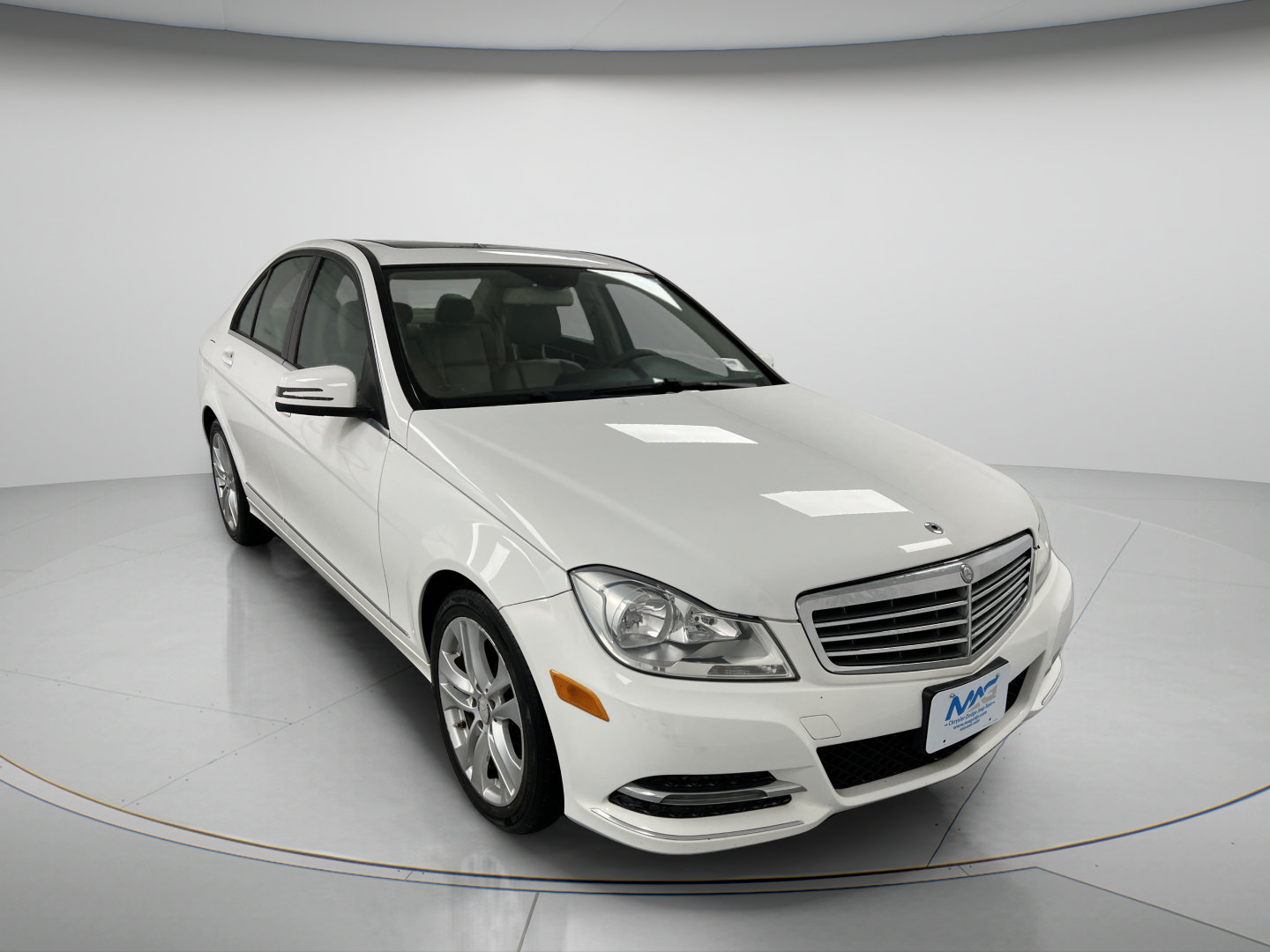 Used 2013 Mercedes-Benz C 300 4MATIC Sedan image 2