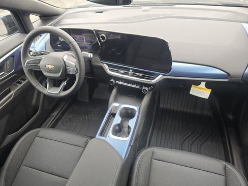 New 2026 Chevrolet Equinox EV LT image 22