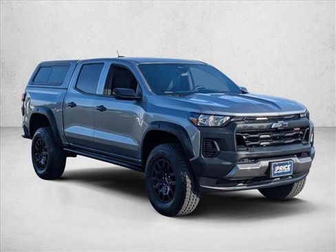 Certified 2024 Chevrolet Colorado Trail Boss w/ Technology Package image 3