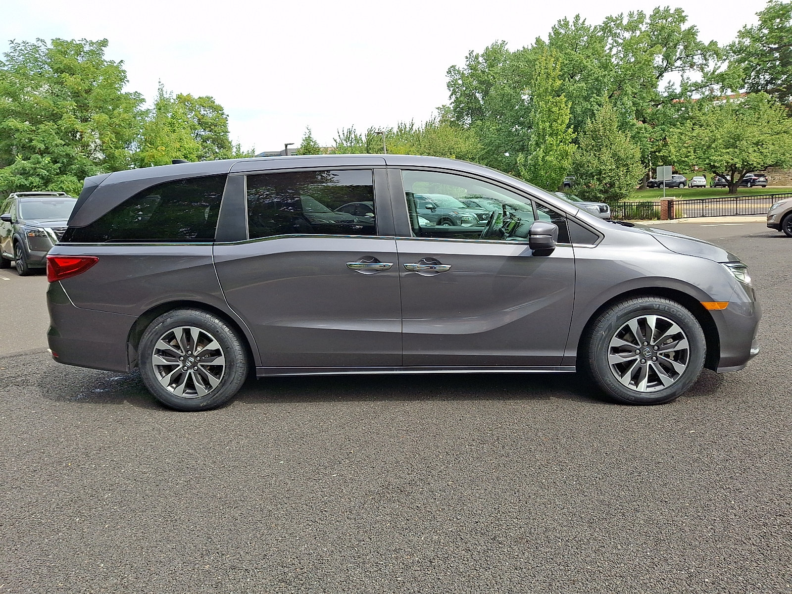 Used 2024 Honda Odyssey EX-L image 7
