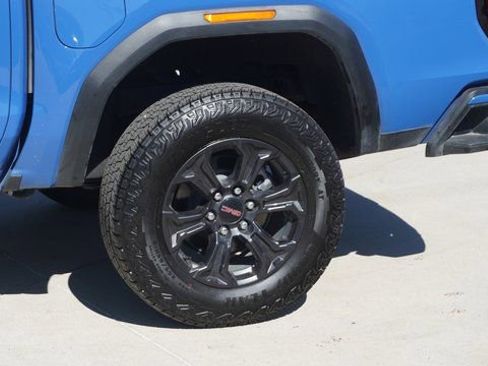 New 2025 GMC Canyon Elevation image 11