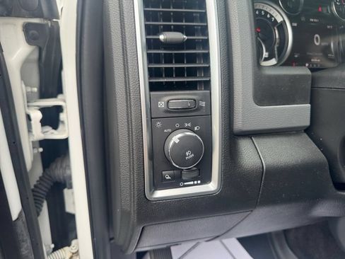 Used 2017 RAM 1500 Big Horn AWD/4WD image 22