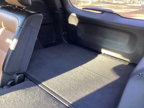 Used 2021 Chevrolet Equinox Premier image 11