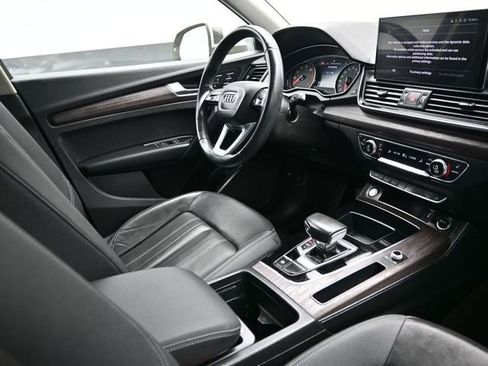 Used 2021 Audi Q5 2.0T Premium w/ Convenience Package AWD/4WD image 15