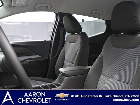 New 2027 Chevrolet Bolt LT w/ Comfort Package image 23