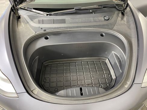 Used 2022 Tesla Model 3 Performance image 30