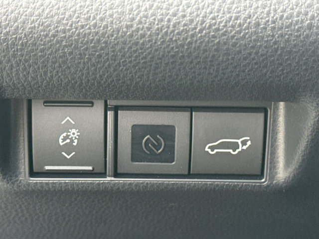 New 2026 Toyota RAV4 XSE w/ Weather Package AWD/4WD image 26