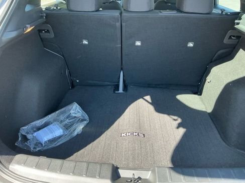 New 2026 Nissan Kicks S image 18