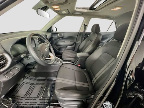 Certified 2026 Hyundai Venue SEL FWD image 19
