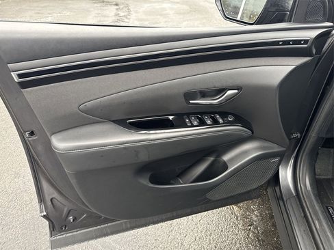 Used 2022 Hyundai Tucson Limited image 25