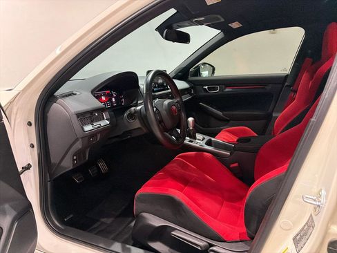 Used 2023 Honda Civic Type R image 16