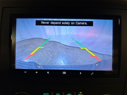 Used 2011 Chevrolet Silverado 1500 LT w/ Texas Edition RWD image 23