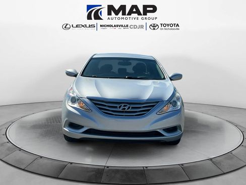 Used 2012 Hyundai Sonata GLS FWD image 8