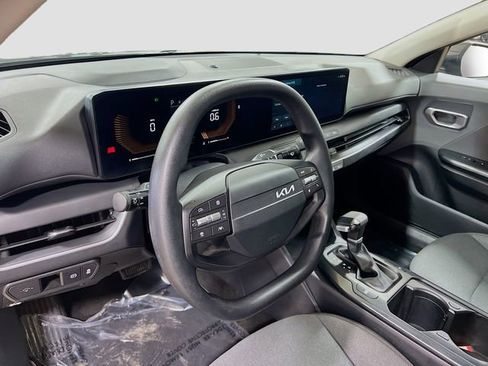 Certified 2025 Kia K4 LX image 9