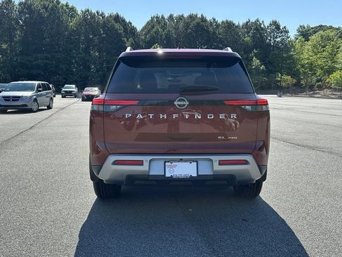 Certified 2023 Nissan Pathfinder SL AWD/4WD image 8