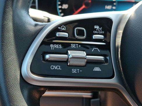 Used 2022 Mercedes-Benz GLS 450 4MATIC image 18