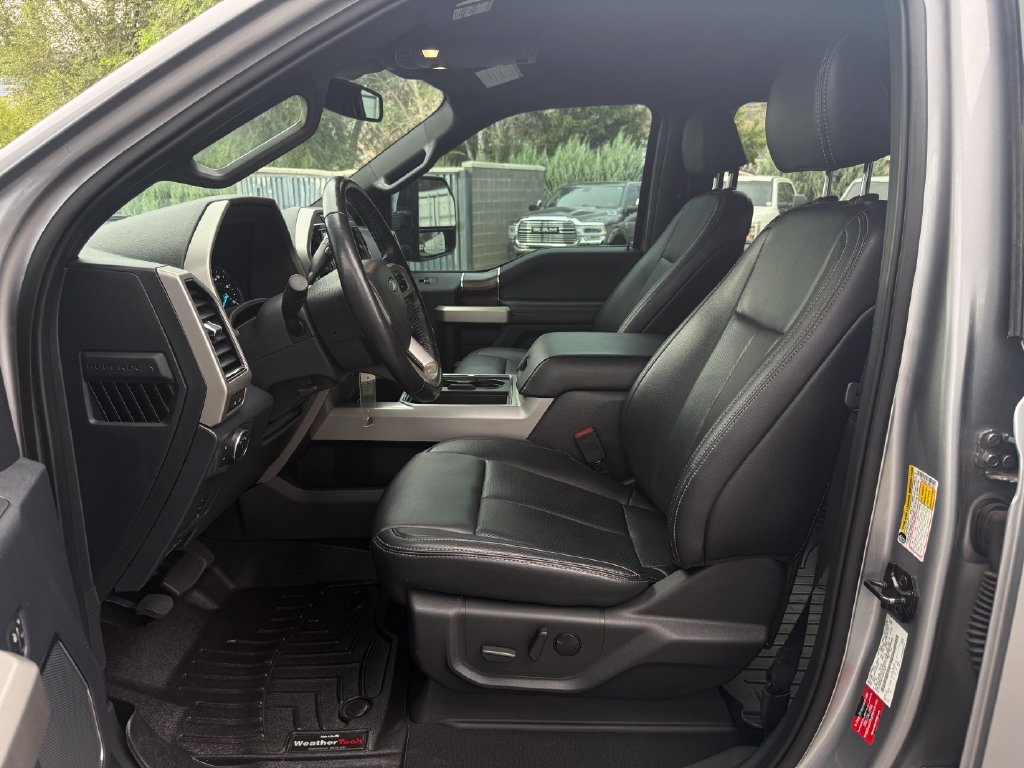 Used 2022 Ford F250 Lariat w/ Black Appearance Package AWD/4WD image 19