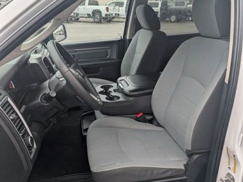 Used 2022 RAM 1500 Classic SLT w/ Protection Group AWD/4WD image 25