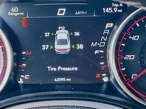 Used 2023 Dodge Charger SXT RWD image 12