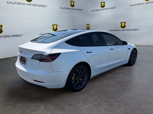 Used 2023 Tesla Model 3 Standard Range RWD image 5