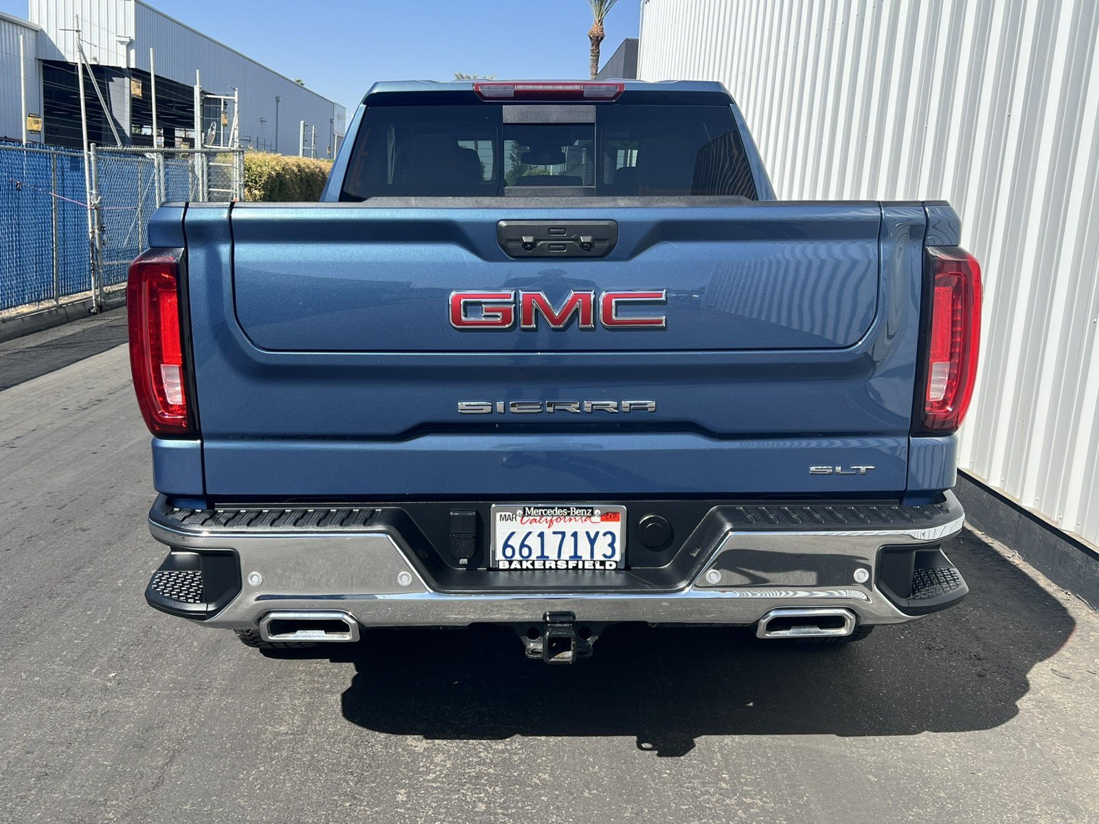 Used 2024 GMC Sierra 1500 SLT w/ SLT Premium Plus Package AWD/4WD image 5