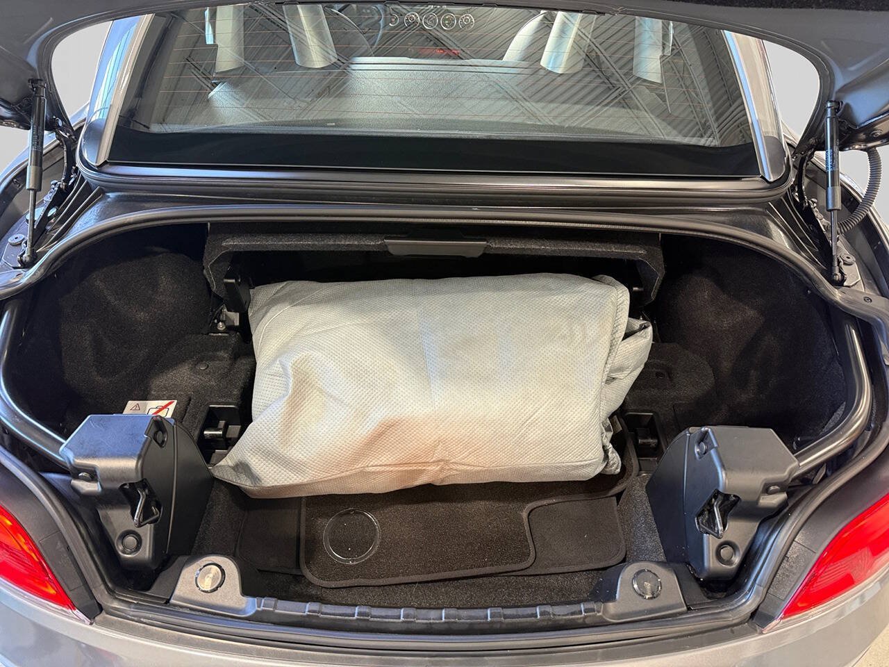 Used 2012 BMW Z4 sDrive35i RWD image 19