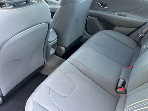 Used 2025 Hyundai Elantra Sport FWD image 9