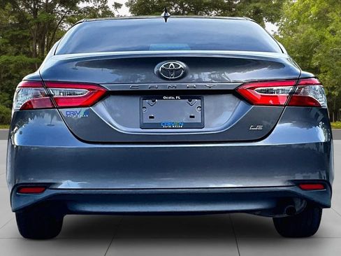 Used 2020 Toyota Camry LE FWD image 4