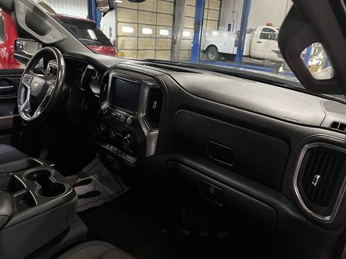 Used 2020 Chevrolet Silverado 1500 LT w/ All-Star Edition image 9